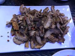 -滇越乘象云南餐厅(豆各庄店)