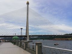 -乌鲁淡布隆国家公园