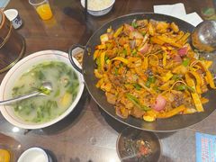 -富正毅三下锅(体育馆店)