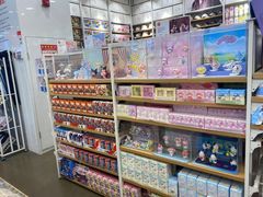 -名创优品(中原万达2F店)