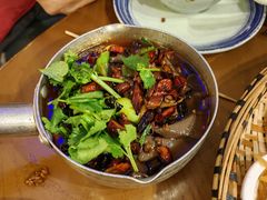 -包整·丝娃娃(一览甲秀楼风景店)