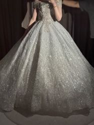 -PAI婚纱礼服设计馆【大牌租赁/高级定制】