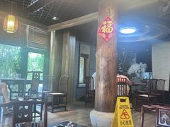 -功德林(南京西路店)