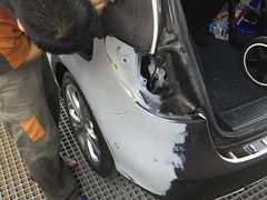 -蜂鸟快修喷漆钣喷汽修旗舰工厂(军工路店)