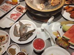 -山焱·炭火自助烤肉(周浦万达店)