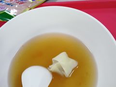 -周震馄饨