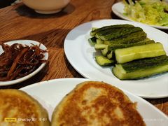 酸辣瓜条-清真吴记门钉肉饼·喜多利
