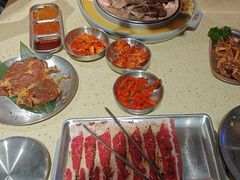 -安小胖韩国烤肉(财富广场画苑小区店)