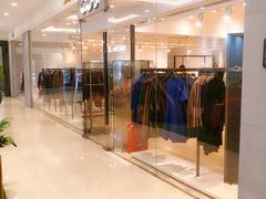 -COS(月星环球港店)