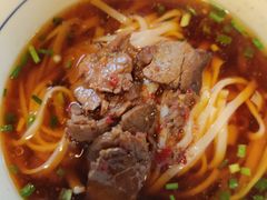-矮子粉店1985·长沙米粉(湘春路店)