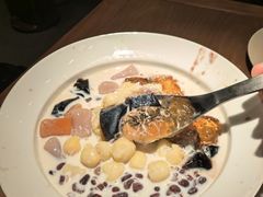 -RUXU入续糖水铺与包(卓悦中心店)