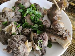 -陕北农家小吃风干羊肉剁荞面