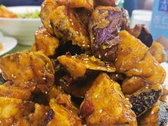 焦糖茄子牛肉粒-桃子餐厅·天津菜(红星路直营店)