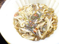 酸萝卜海鲜捞粉-开海·红岛海鲜虾水饺(石老人店)