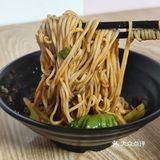 0.7元一碗的鲜顿雪梨汤，成为了这一餐的另外一种吃法