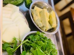 荠菜百叶包-月圆火锅(宁海东路二店)