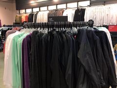 -上品折扣(回龙观店)