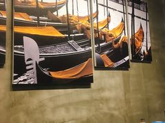 -臻鲜燕海鲜融合餐厅(金陵style店)