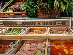 -金滏山烤肉·海鲜·火锅自助餐厅(襄阳万达店)