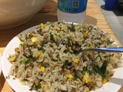 特色臊子蛋炒饭-嘉州叶婆婆钵钵鸡(建设路店)