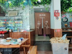 大堂-三里屯土灶炖公鸡地锅鸡(江东店)