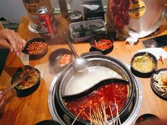 -牛小嫩串串火锅(老国贸总店)