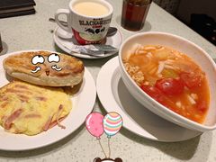 -香港新发烧腊茶餐厅(万象店)