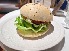 鸡肉多纳汉堡-伊斯坦布尔土耳其清真咖啡餐厅