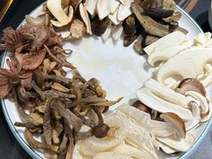 -野菌皇海景野生菌火锅(滨海大道店)