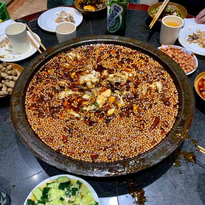 百盛怪味鱼-"石油路路上开得久的一家店店,人气比较高.