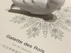 -潮一不贰·法式甜品·生日蛋糕·西式简餐(外滩店)