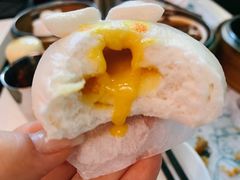金沙肥猪包-点点心点心专门店(旺角店)