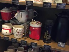 零售区-星巴克臻选(惠州华贸天地1楼店)