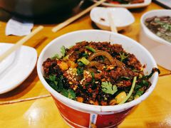 -八一路好吃街(雨田商务大厦店)