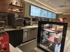 -星巴克臻选(上海中环广场2F店)