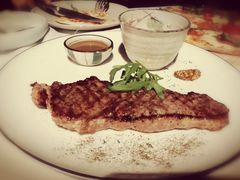 碳烤特选澳洲谷饲西冷牛排-MARU玛露音乐餐厅(大学路店)
