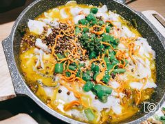 -山城外·非遗酸菜鱼(蜀都万达店)