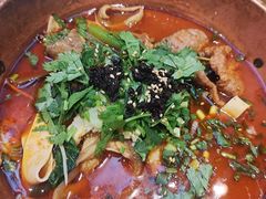 -成都你六姐·牛肉冒菜(上海环宇荟店)