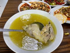 清炖母鸡汤-老丘丘(较场口店)