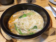-勺子米线·云南传统小吃市集(四方街店)