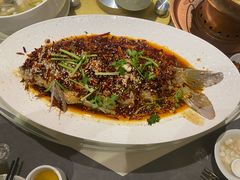 香辣鲤鱼-鲁南老味·滕州炒鸡老店(岔路街店)