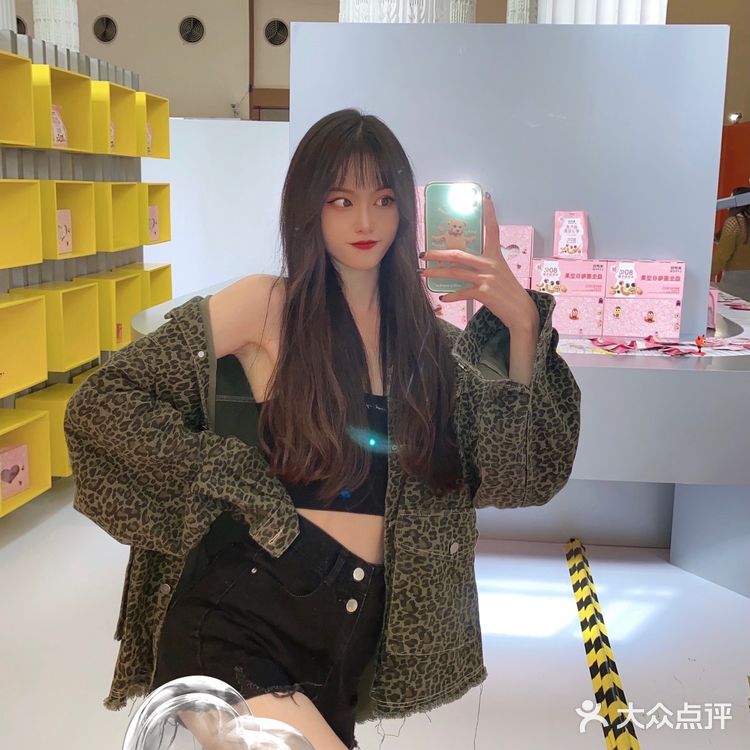 【看展】来伊份YIZAI也太可爱了吧🧡