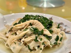 -渝信川菜 · 川味家常菜(财富购物中心店)