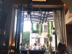 -Casa Nova