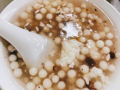 -芳婆糕团店(王府大街店)