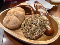 -Brotzeit博璨德国啤酒餐厅(亮马桥官舍店)