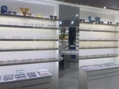 -视野联行眼镜蔡司·依视路官方授权店(顺城店)