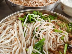 -正宗杨记普洱酸醋米线(总店)