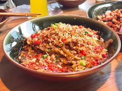 -先启半步颠小酒馆(白麓里店)