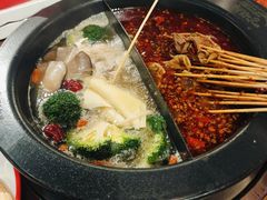 -言玖鲜火锅串串披萨自助(益田假日店)